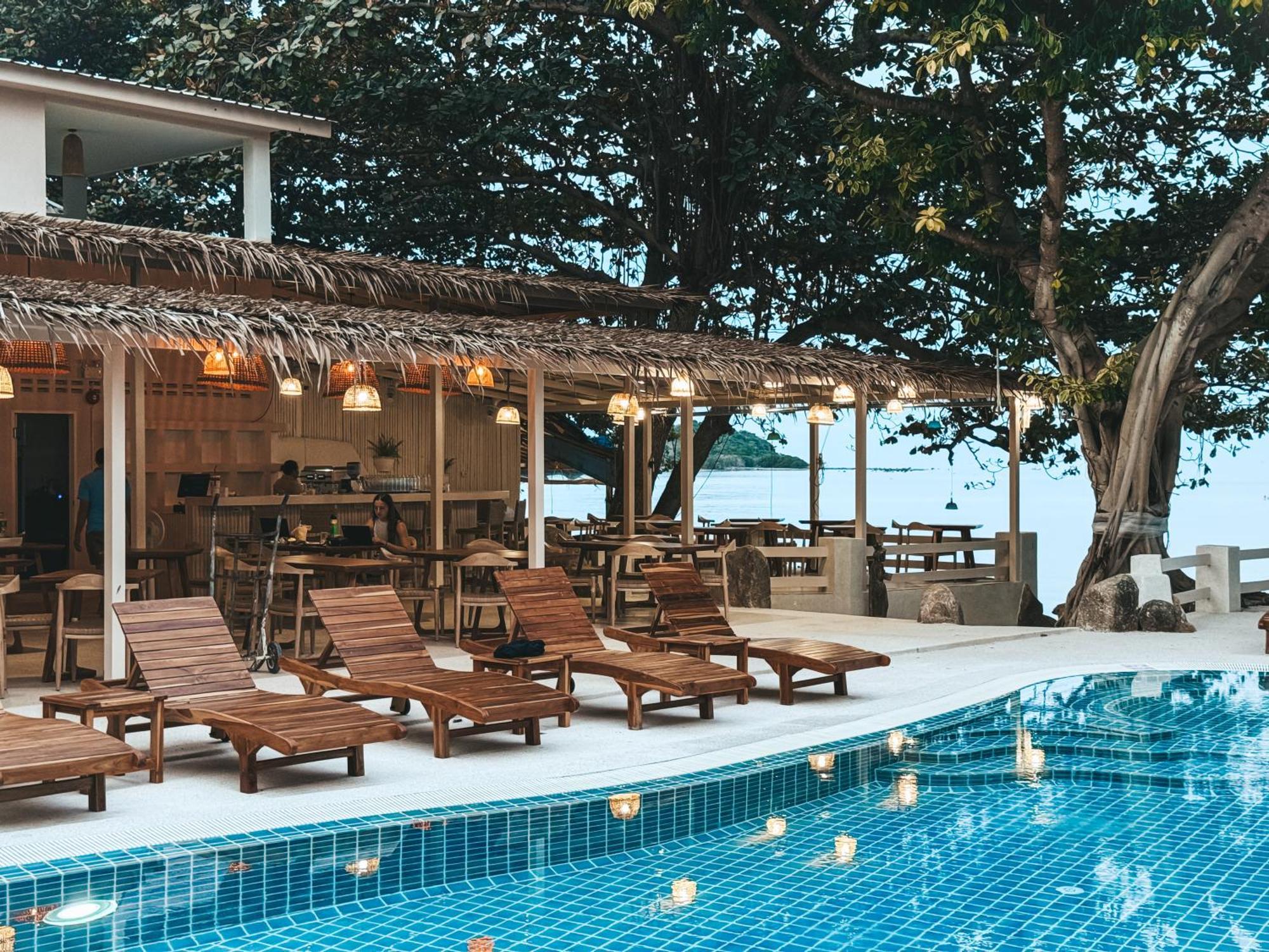 Blue Turtle Hotel Samui Praia de Chaweng Exterior foto